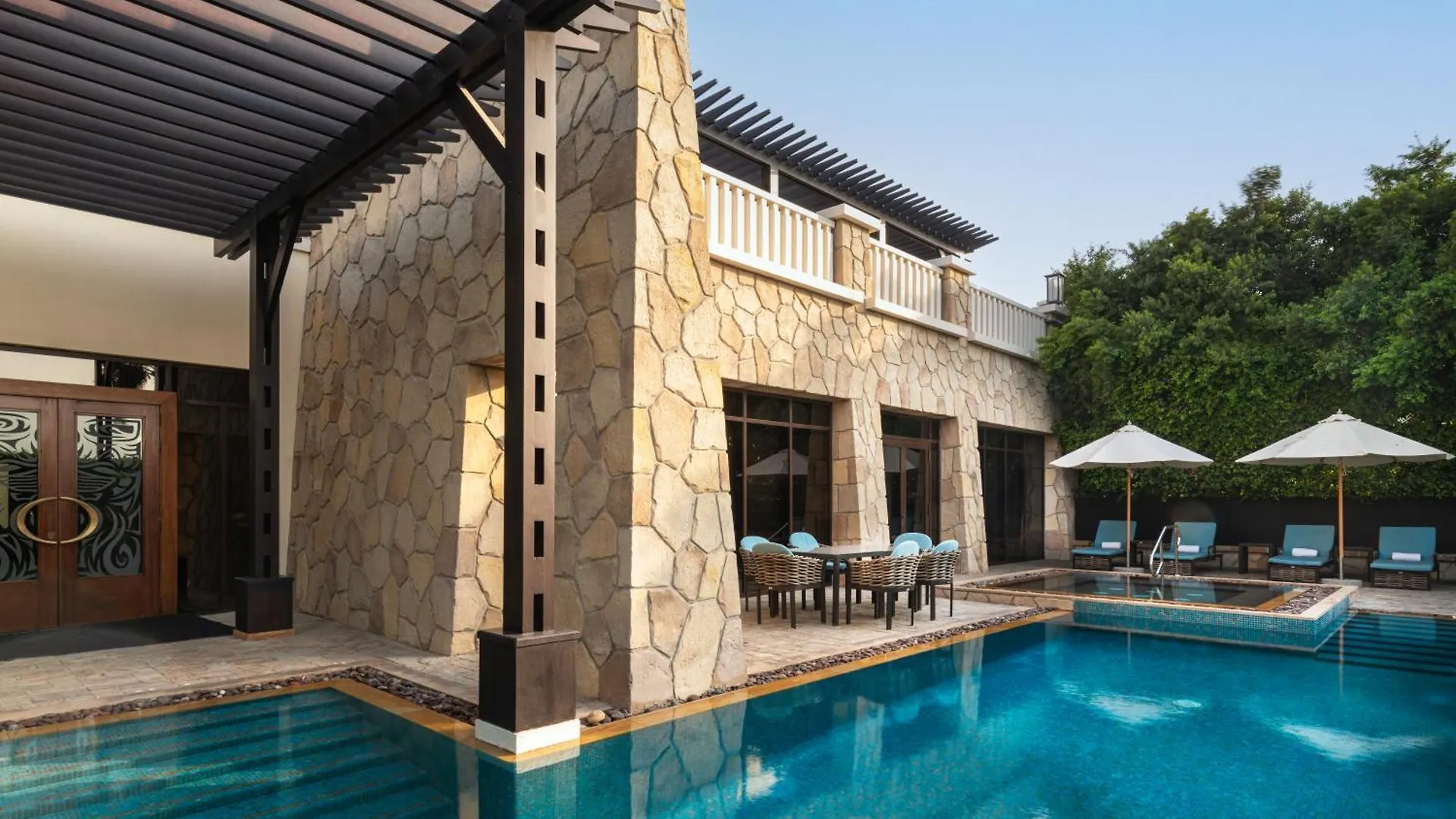 Sofitel Dubai The Palm Resort & Spa 5*,